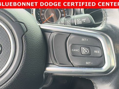 Used 2021 Jeep Wrangler Unlimited Sahara image 24