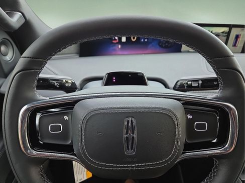 New 2025 Lincoln Navigator Reserve w/ Jet Appearance Package image 24