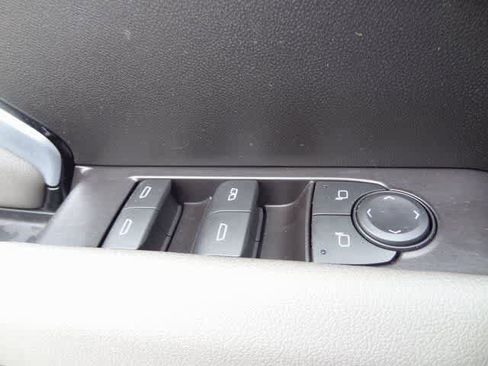 Used 2026 Chevrolet Colorado ZR2 w/ Technology Package image 17