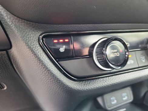 Certified 2026 Honda HR-V Sport image 23