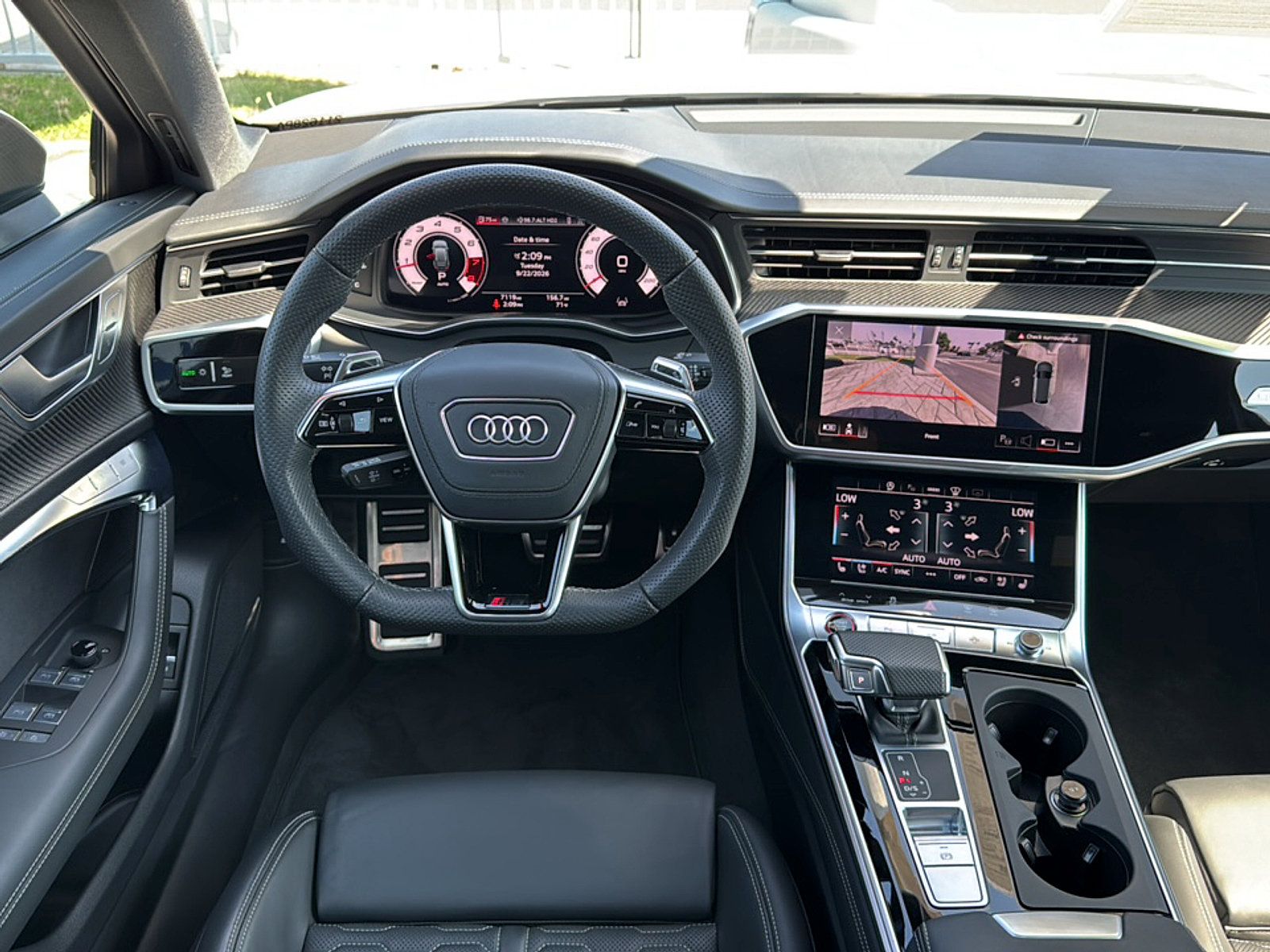 Used 2025 Audi RS 6 performance AWD/4WD image 13