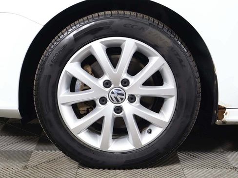 Used 2015 Volkswagen Jetta SE FWD image 18