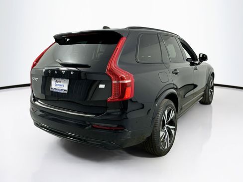 Used 2022 Volvo XC90 T8 R-Design w/ Advanced Package image 5