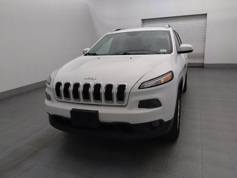 Used 2018 Jeep Cherokee Latitude Plus image 15