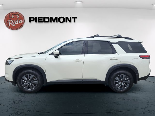 Used 2023 Nissan Pathfinder SV FWD image 8