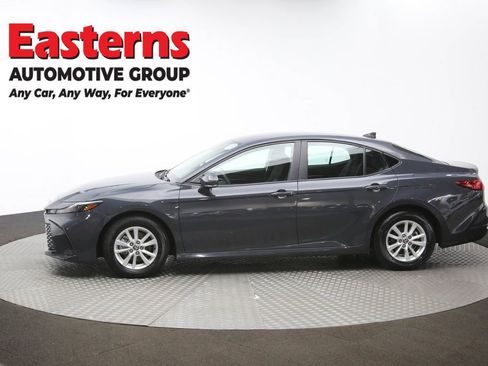 Used 2025 Toyota Camry LE image 60