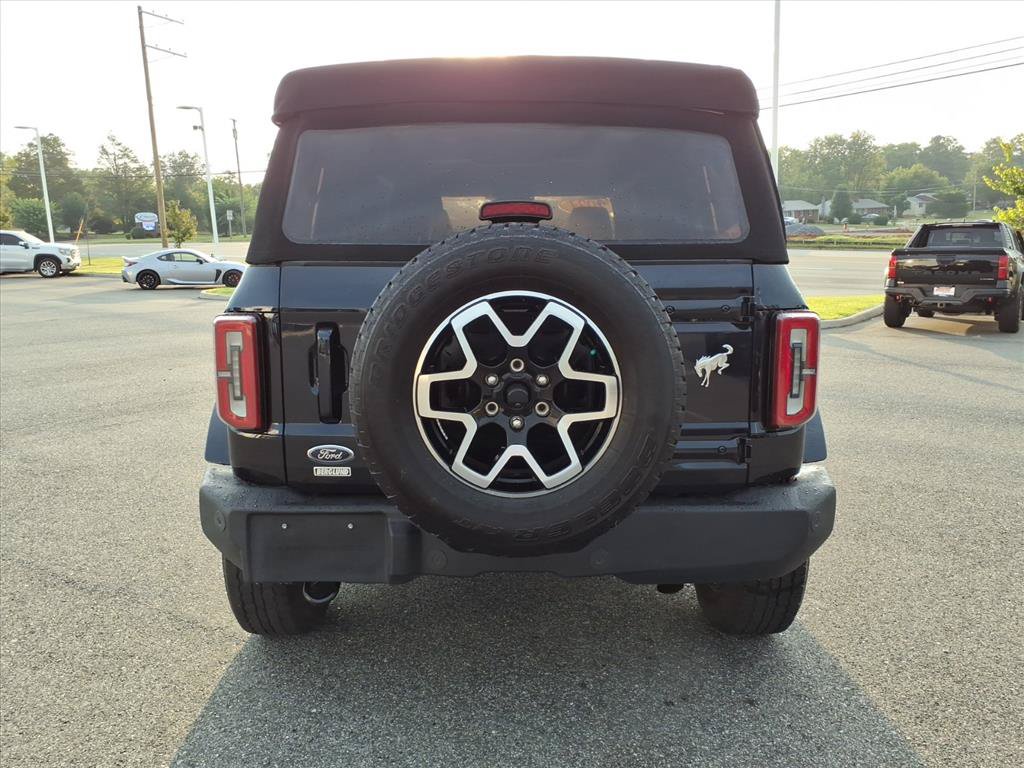 Used 2021 Ford Bronco Outer Banks AWD/4WD image 11