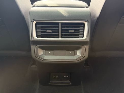 New 2026 Volkswagen Atlas Cross Sport SEL R-Line image 25