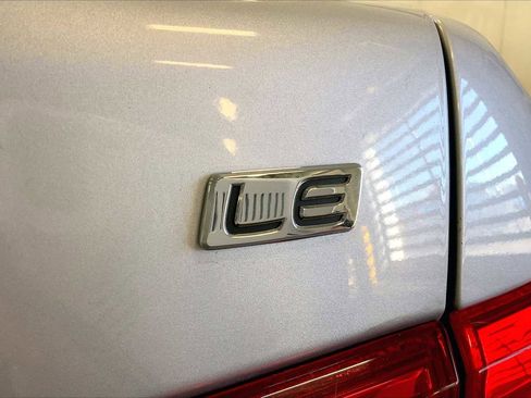 Used 2012 Toyota Corolla LE image 9