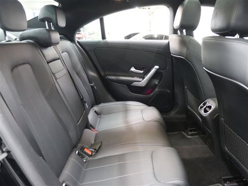 Used 2022 Mercedes-Benz CLA 250 4MATIC image 16