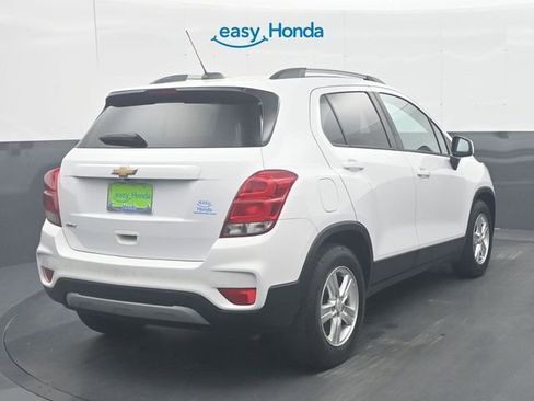 Used 2021 Chevrolet Trax LT image 7