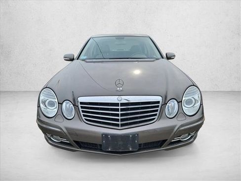 Used 2008 Mercedes-Benz E 350 Sedan image 2