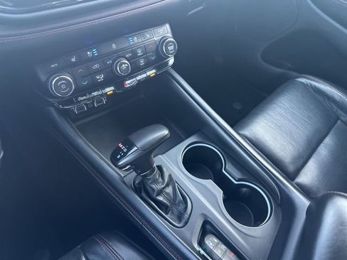 Used 2024 Dodge Durango GT image 42