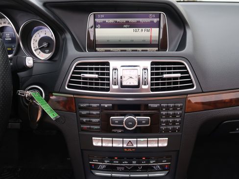 Used 2014 Mercedes-Benz E 350 Cabriolet image 14