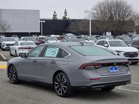 New 2025 Honda Accord Touring image 6