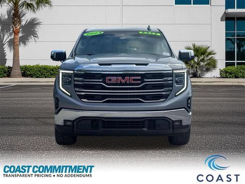 Used 2023 GMC Sierra 1500 SLT w/ SLT Premium Package AWD/4WD image 2