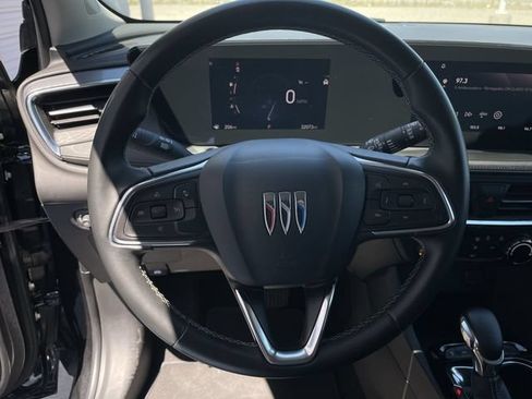 Used 2025 Buick Encore GX Preferred AWD/4WD image 14
