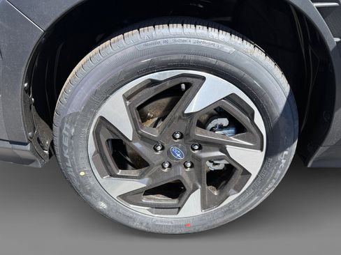 New 2026 Subaru Crosstrek 2.5i Limited AWD/4WD image 9