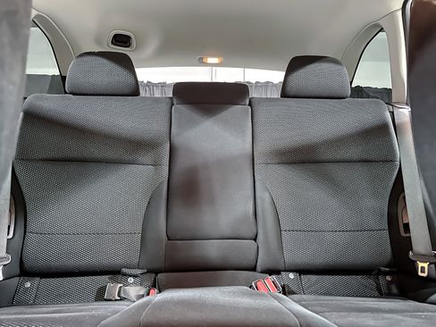 Used 2019 Subaru Outback 2.5i Premium image 29