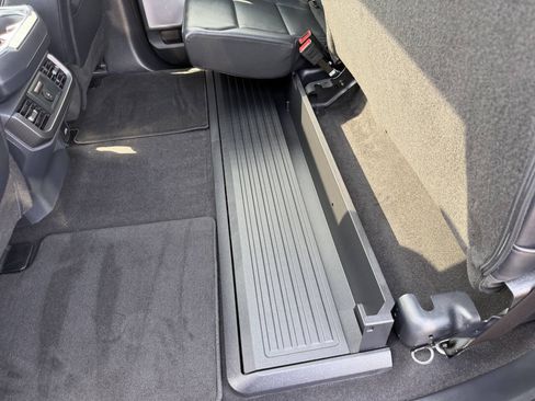 Used 2025 Ford F150 Lariat w/ Equipment Group 502A High AWD/4WD image 20