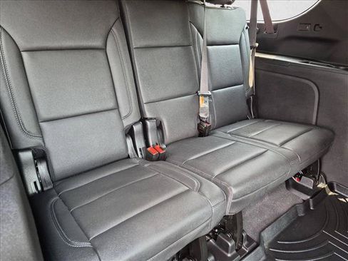 Used 2026 Chevrolet Suburban LT w/ Comfort Package AWD/4WD image 20