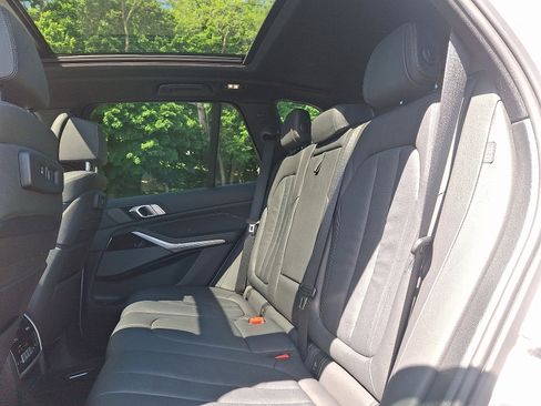 Used 2020 BMW X5 xDrive40i w/ M Sport Package AWD/4WD image 13