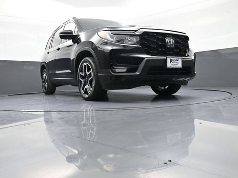 Certified 2023 Honda Passport Elite image 28