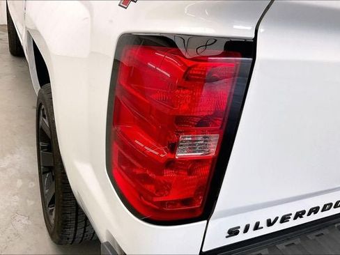 Used 2017 Chevrolet Silverado 1500 LT w/ All Star Edition AWD/4WD image 26
