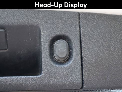 Used 2019 Chevrolet Suburban Premier w/ Premier Plus Edition AWD/4WD image 22
