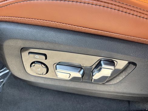 Used 2026 BMW ALPINA XB7 image 17