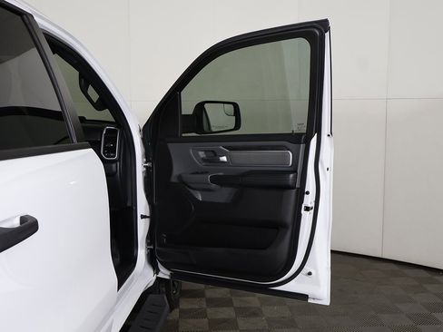 Used 2023 RAM 1500 Big Horn image 17