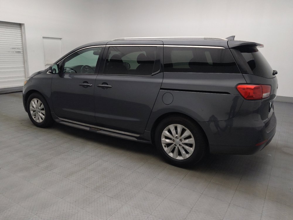 Used 2016 Kia Sedona EX FWD image 3
