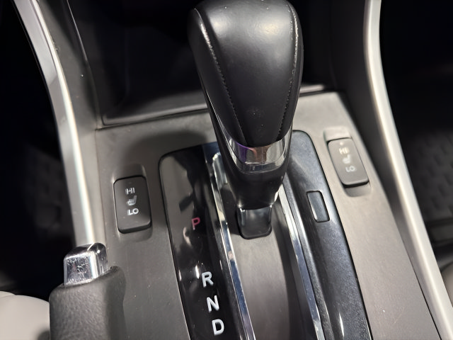Used 2014 Honda Accord EX-L image 25