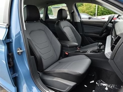 New 2026 Volkswagen Jetta SEL FWD image 21