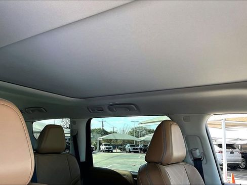 Certified 2025 INFINITI QX80 Luxe image 22