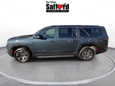 Certified 2024 Jeep Wagoneer L Series II w/ Flexible Seating Group AWD/4WD image 4