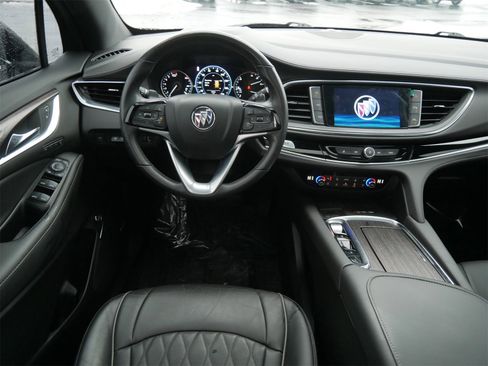 Used 2024 Buick Enclave Avenir w/ Avenir Technology Package image 11