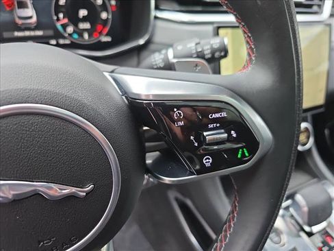 Certified 2024 Jaguar F-PACE SVR image 19