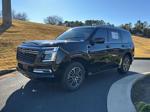 New 2026 Nissan Armada Platinum image 1