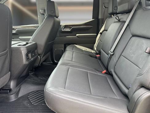 Used 2026 Chevrolet Silverado 1500 LT Trail Boss w/ LT Trail Boss Premium Package AWD/4WD image 13
