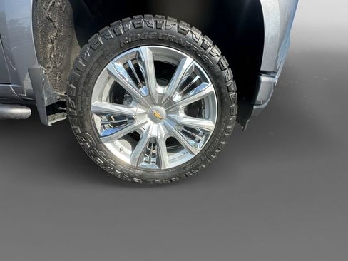 Used 2021 Chevrolet Silverado 1500 RST AWD/4WD image 16