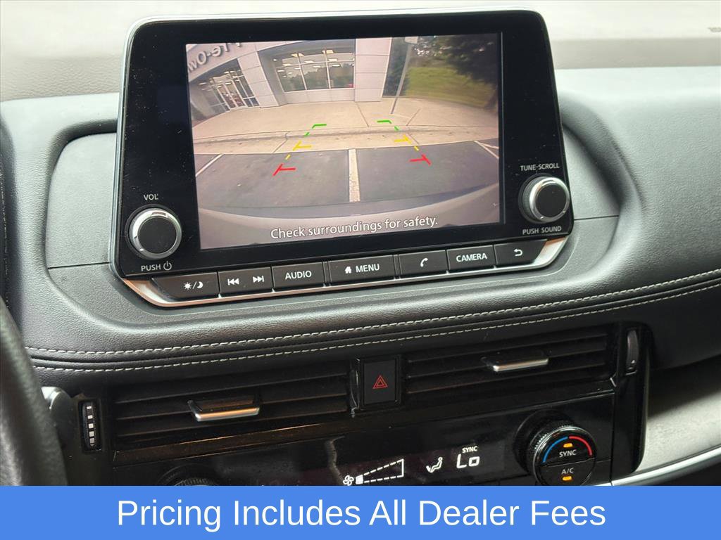 Used 2022 Nissan Rogue SV AWD/4WD image 9