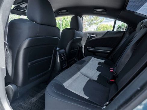 Used 2018 Dodge Charger R/T Scat Pack RWD image 35