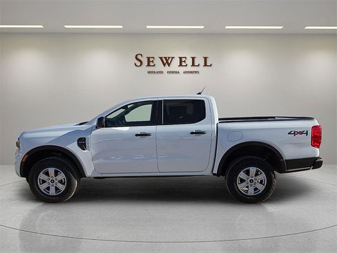 New 2025 Ford Ranger XLT w/ FX4 Off-Road Package image 2