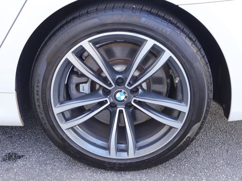 Used 2020 BMW 750i xDrive image 40