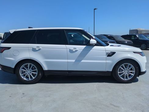 Used 2020 Land Rover Range Rover Sport SE AWD/4WD image 4
