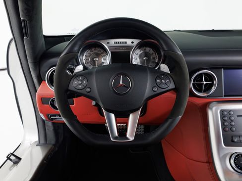 Used 2011 Mercedes-Benz SLS AMG Coupe image 20