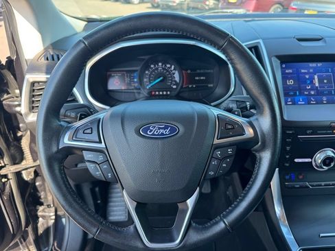 Used 2019 Ford Edge Titanium w/ Equipment Group 301A AWD/4WD image 21