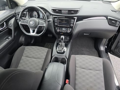 Used 2019 Nissan Rogue Sport SV w/ All-Weather Package image 25