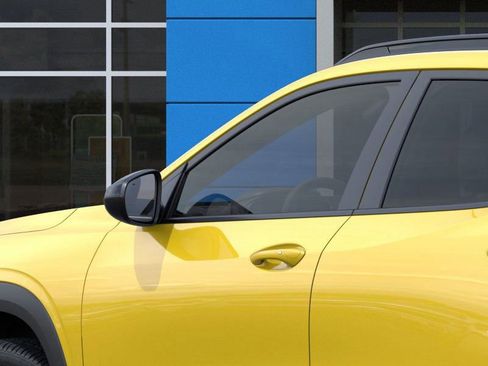 New 2025 Chevrolet Trax RS w/ Driver Confidence Package FWD image 13